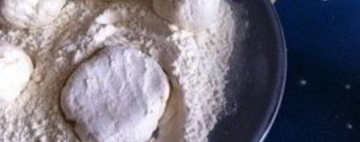 Шаг 3: сырников с манкой без муки