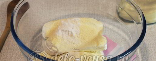 Шаг 1: сырников со смородиной