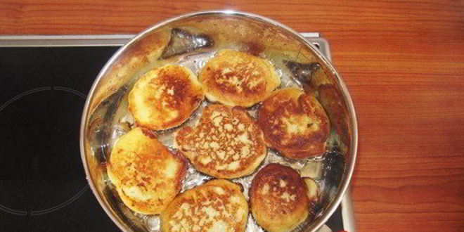 Рецепт сырников в сметане