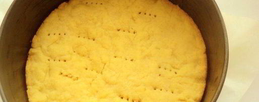 Шаг 1: творожника с абрикосами и вишней