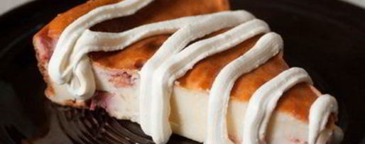 Шаг 4: творожника с вишней