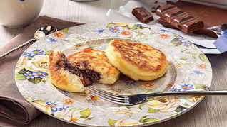 Рецепт Творожников с шоколадной начинкой