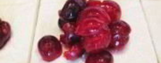 Шаг 1: слоеного теста с вишней