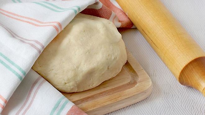 Рецепт Творожного теста для пирога на сметане и твороге