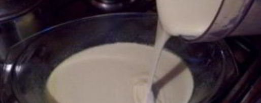 Шаг 2: бисквита с черникой