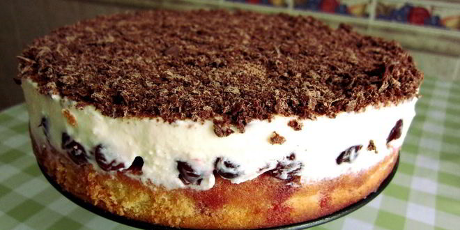 Рецепт бисквитного торта с вишневой начинкой
