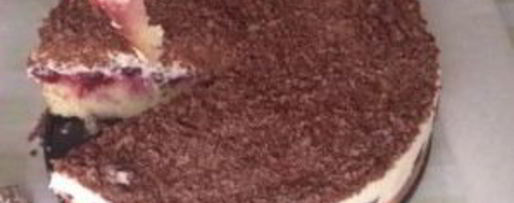 Шаг 8: бисквитного торта с вишневой начинкой