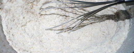 Шаг 3: грушева-имбирного торт с карамельным соусом