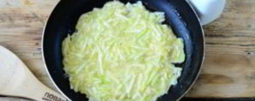 Шаг 4: кабачкового торта с помидорами и сыром