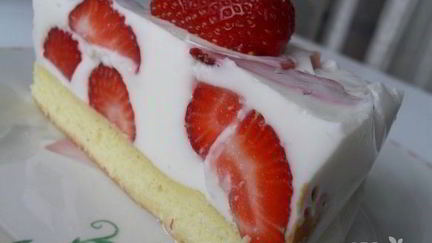 Рецепт Клубнично-йогуртового торт