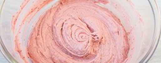 Шаг 20: клубничного торта с двумя кремами