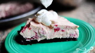 Рецепт Кремового торта с малиной