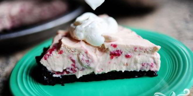 Рецепт кремового торта с малиной