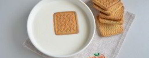 Шаг 3: торта без выпечки из печенья и творога