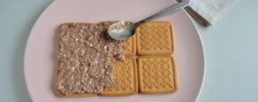 Шаг 4: торта без выпечки из печенья и творога