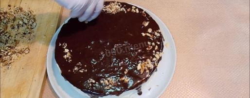 Шаг 4: торта черного принц со сметанным кремом и сливками