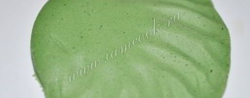 Шаг 7: торта из мастики огород