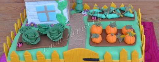 Шаг 31: торта из мастики огород