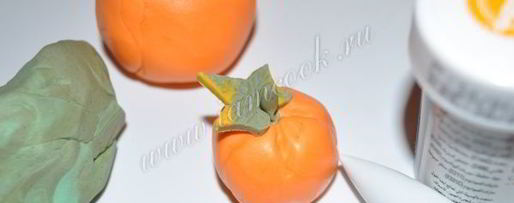 Шаг 12: торта из мастики огород