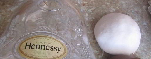 Шаг 18: торта коробка с коньяком