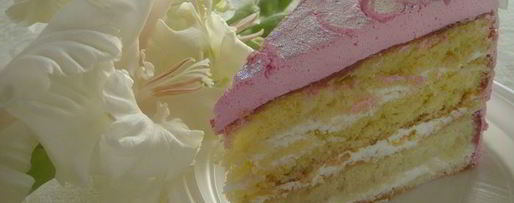 Шаг 12: торта с ромом, малиной и сливками