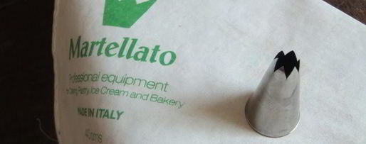 Шаг 9: торта с ромом, малиной и сливками