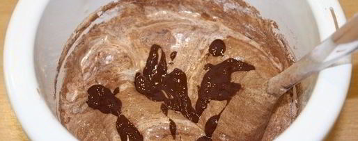 Шаг 4: торта с вишней и шоколадным муссом