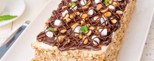 Шаг 35: торта воздушного сникерс из песочного теста