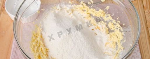 Шаг 4: торта воздушного сникерс из песочного теста