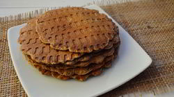 Рецепт Диетических клубничных вафель