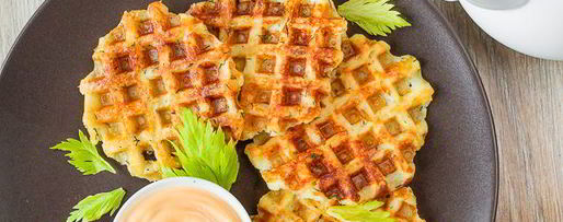 Шаг 3: картофельных вафель с сыром