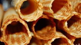 Рецепт Хрустящих вафельных трубочек