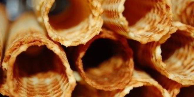 Рецепт хрустящих вафельных трубочек