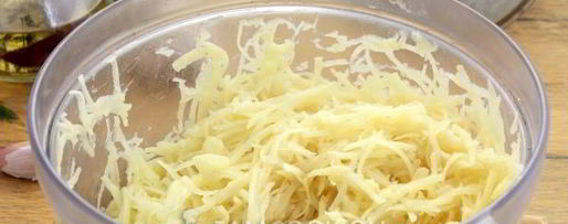 Шаг 2: вафель из картофеля с укропом