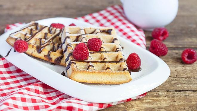 Рецепт Вафель на кефире с цельнозерновой мукой