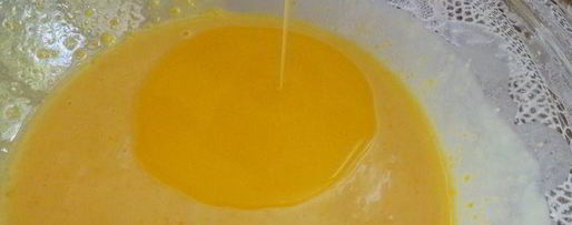 Шаг 1: вафель с шариком шоколадного мороженого