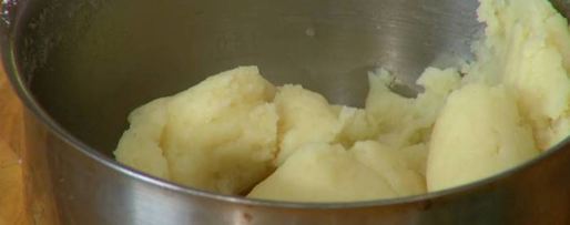 Шаг 2: фисташковых профитролей