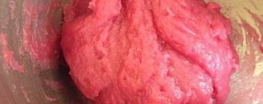 Шаг 2: клубничных профитролей с творожно-базиликовым кремом