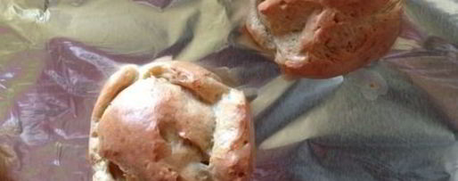 Шаг 7: клубничных профитролей с творожно-базиликовым кремом