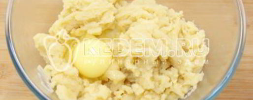 Шаг 4: профитролей с икрой и творожной начинкой