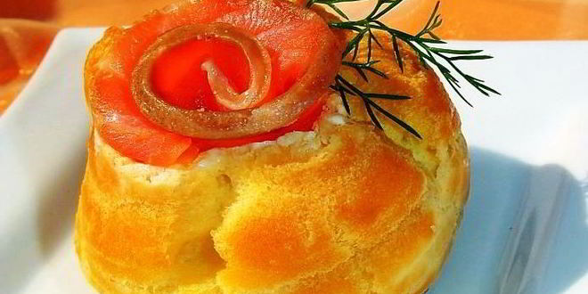 Рецепт профитролей с красной рыбой