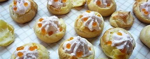 Шаг 13: профитролей с пармезаном и муссом из крабового мяса