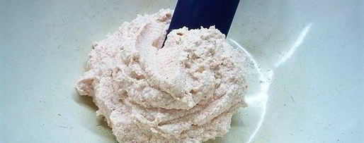 Шаг 9: профитролей с пармезаном и муссом из крабового мяса