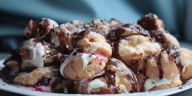 Рецепт торта из профитролей с вишней и шоколадом