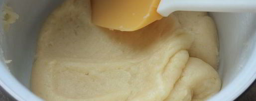 Шаг 1: торта из профитролей с вишней и шоколадом