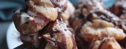 Шаг 11: торта из профитролей с вишней и шоколадом