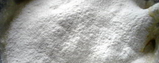 Шаг 3: торта с профитролями и хурмой