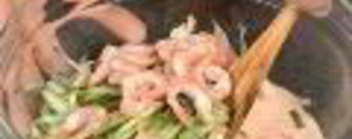 Шаг 4: эклеров с креветками