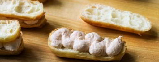 Шаг 18: эклеров с креветочным кремом и тартаром из хурмы