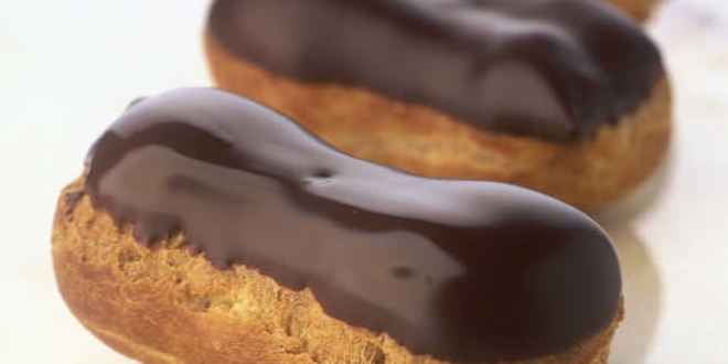 Рецепт эклеров с шоколадной глазурью и заварным кремом